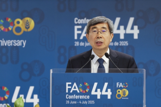 江文胜出席联合国粮农组织大会第44届会议 江文胜出席联合国粮农组织大会第44届会议